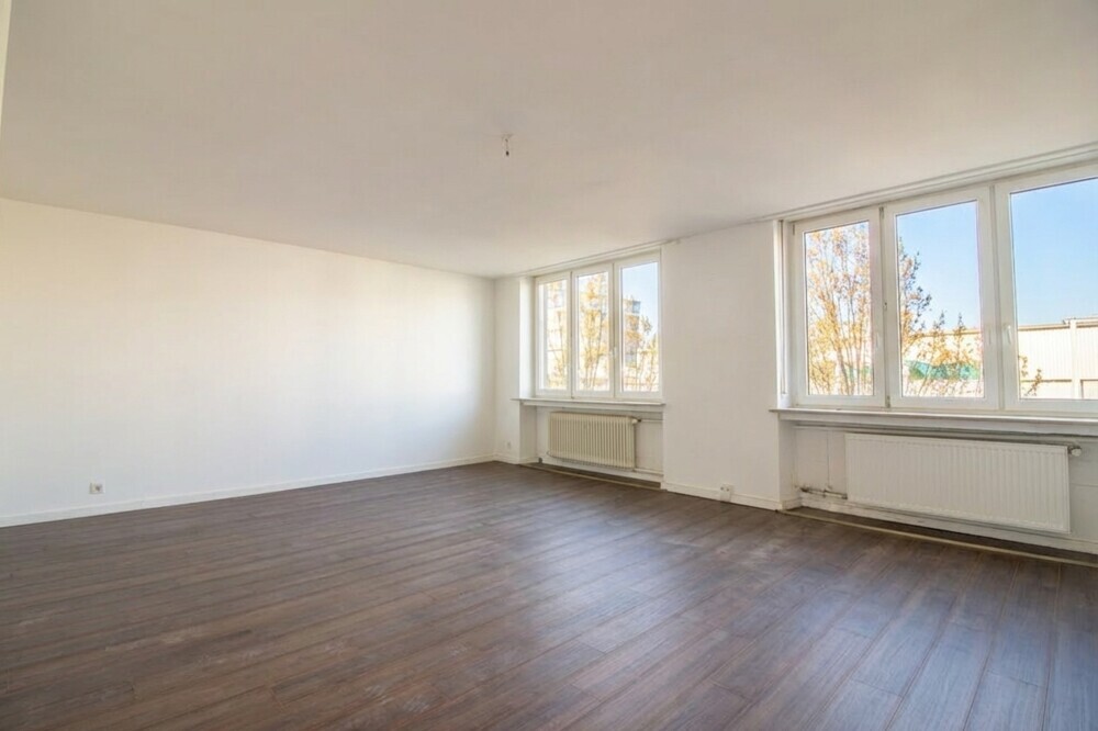 Großzügige 4-Zimmer-Wohnung mit Balkon in Lu-Süd
