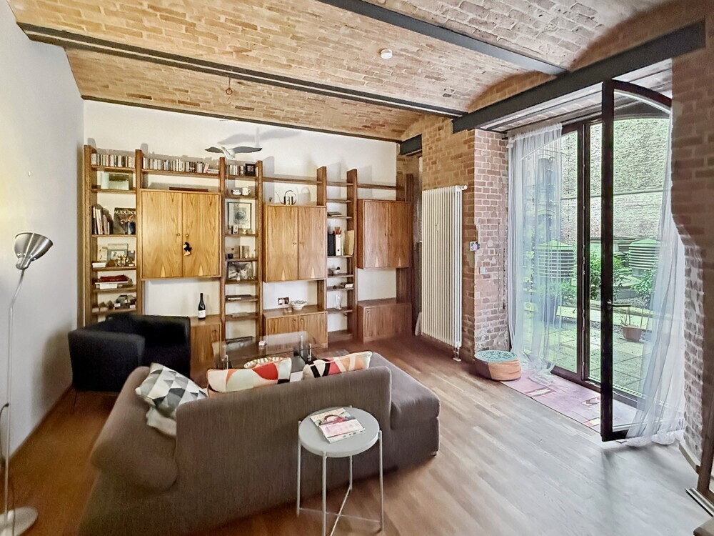 Loftiges Wohnen mit Industriecharme – 2-Zimmer-Terrassenwohnung in ehemaliger Knopffabrik